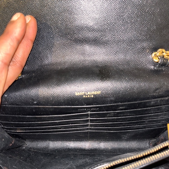 Cassandre Envelope Chain Wallet in Grain De Poudre Leather - Picture 7 of 9